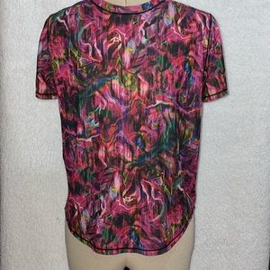 Lululemon High Neck Run and Train Pink Lava Multi top size 8